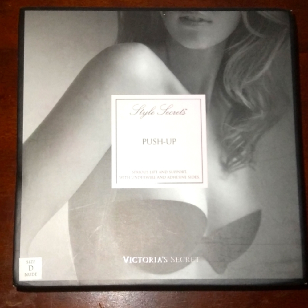 Victoria's Secret Style Secrets Push-Up Bra Size D Nude  Adhesive Sides
